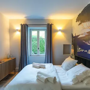 L'heure Bleue La Regence Bed and breakfast